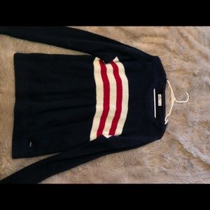 Hollister sweater never worn size small